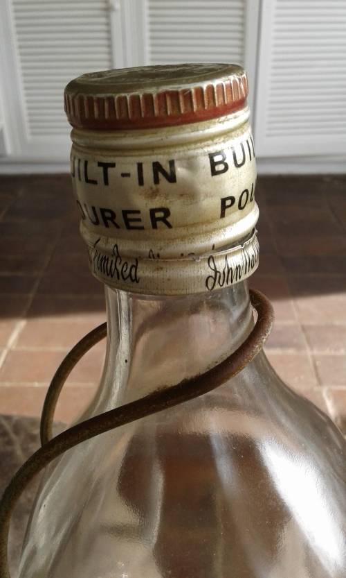 Rare Vintage 1 Gallon Johnny Walker 1960s Bottle With Built In Pourer Wooden Stand Original Lid