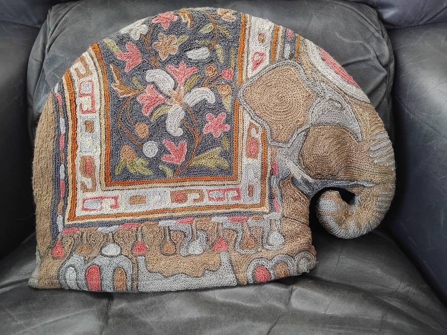 Vintage Rare And Unique Hand Embroid Elephant Coffee Or Tea Pot Cozy India Insulated