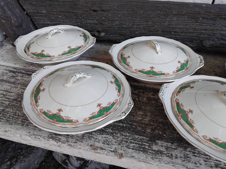 Grindley Cream Petal Porcelain Set 6 Large Serving Bowls 7 Large Soup Plates 2 Extra Lids