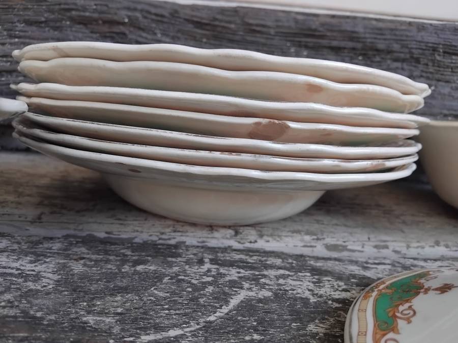 Grindley Cream Petal Porcelain Set 6 Large Serving Bowls 7 Large Soup Plates 2 Extra Lids