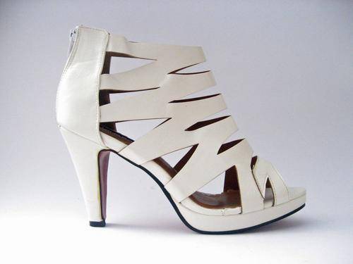 Final Sale - Glen White (Last Pair)