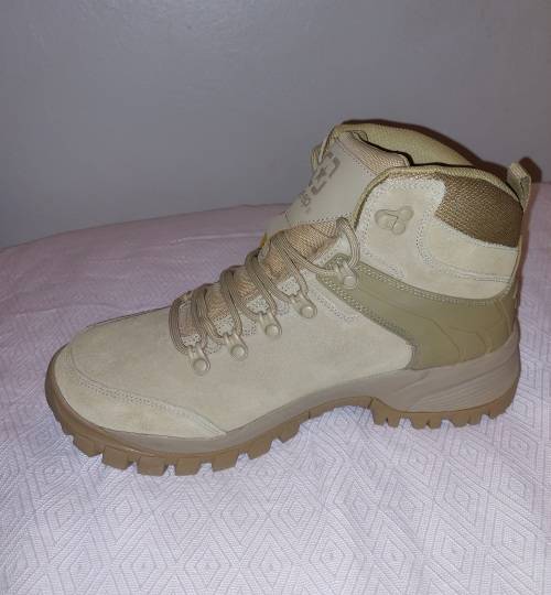 JEEP GENUINE LEATHER WATERPROOF MENS (SIZE 10) BOOTS (BRAND NEW)
