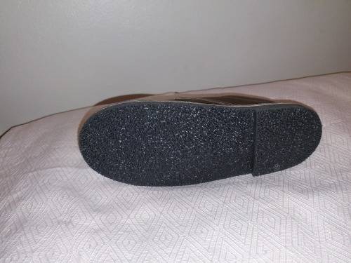 GENUINE LEATHER Womens Veldskoen/Vellie From `Tuskers`. [Size 6-BRAND NEW]