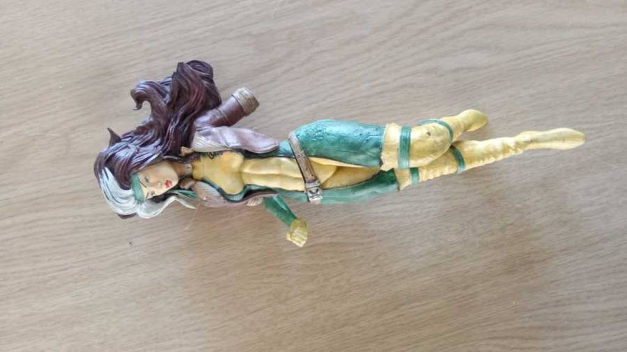 3d Printed Rogue Statue, separated from base, loose arm