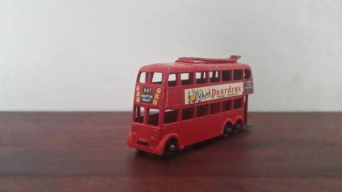 Matchbox Lesney London Trolleybus ( Drink Peardrax Sweet Sparkling )