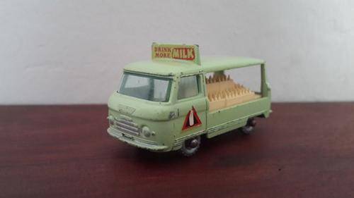 Matchbox Lesney Commer Bottle Float ( Drink More Milk )