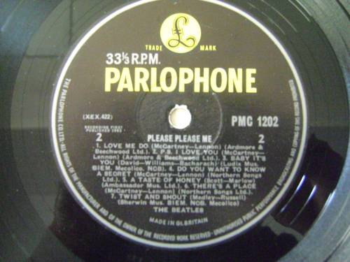 THE BEATLES - PLEASE PLEASE ME - VINYL LP