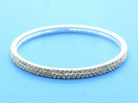STACKABLE ROUND SHAPE CRYSTAL BANGLE