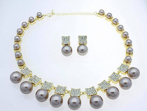 CRYSTAL STONE INLAYS WITH (SIM) DARK CHAMPAIGNE COLOR PEARLS NECKLACE SET