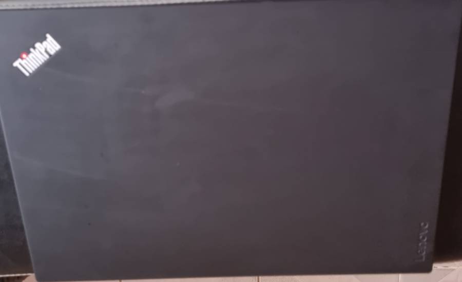 **EXCELLENT**LENOVO T580**8th GEN i5**12GB DDR4**256 SSD**