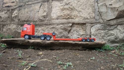 FH12 Globetrotter Scale Model