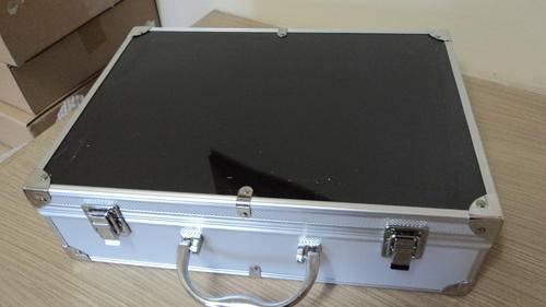 12 Slot Silver Alluminium Watch/Jewellery Case(See Thru Glass)
