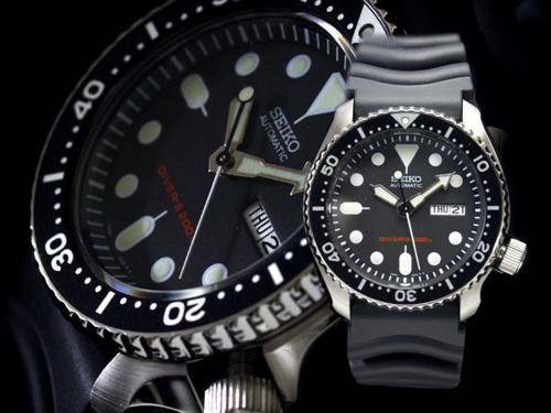 SEIKO Divers(200m) Automatic Day/Date SKX007 Gents Sports Watch(NO MORE BATTERIES EVER!!)