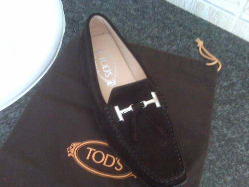 WOMEN TODS MOCASSINS BROWN SUEDE SIZE 39 USED