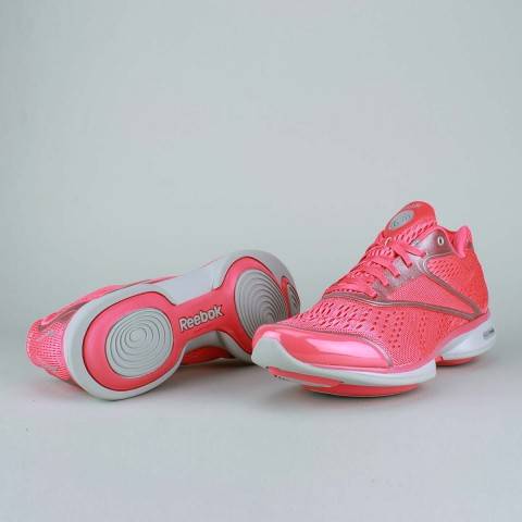 Ladies Reebok Easy Tone Flash Women's Toning Shoe (SIZE 5 S.A)