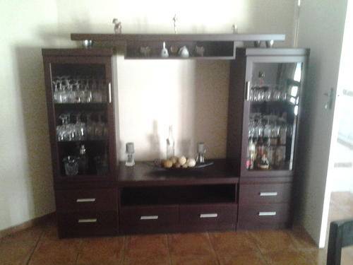 Wall unit