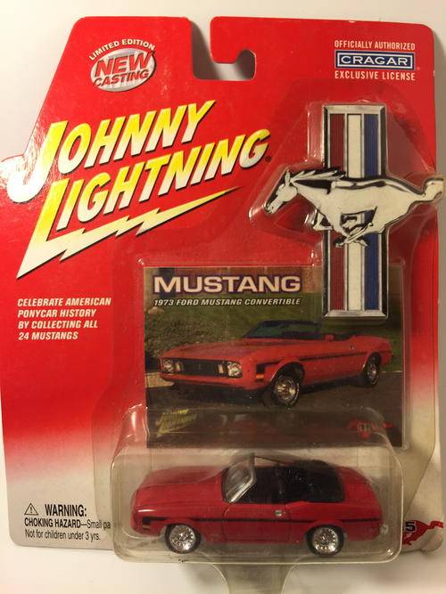 Johnny Lightning - 1973 Mustang Convertible - Red - Carded