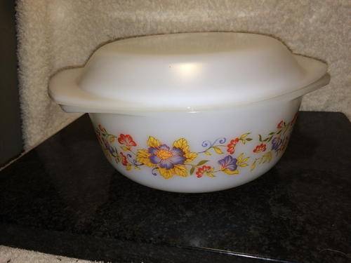 Vintage Arcoroc Casserole