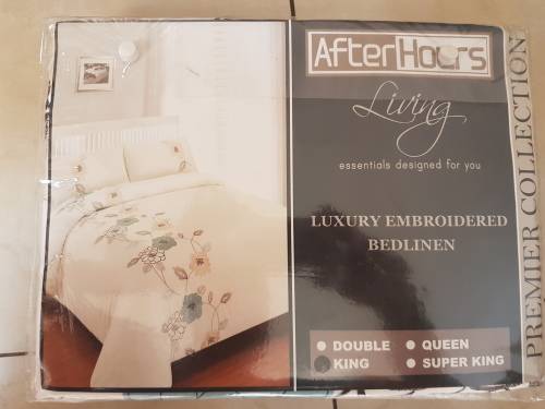 After Hours Luxury Duvet Cover King