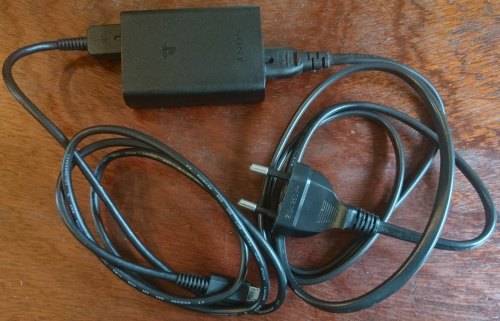 Slim PS Vita Console (PCH-2004) + Accessories