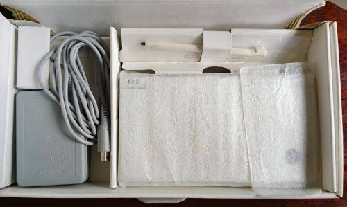 Boxed Nintendo DSi Console (White) (NTSC-J / Region Free)