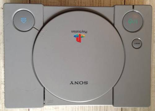 PS1 Console and 2x Controllers