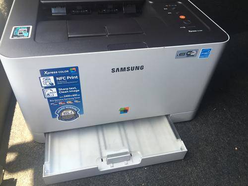SAMSUNG LAZER PRINTER ( like new )
