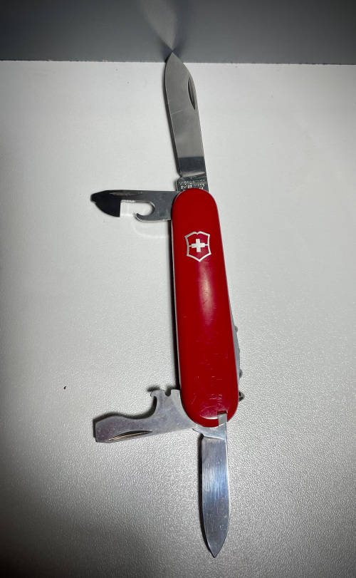 Victorinox Trio + Classic