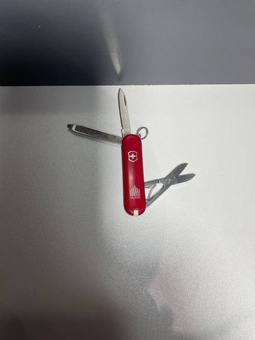 Victorinox Trio + Classic