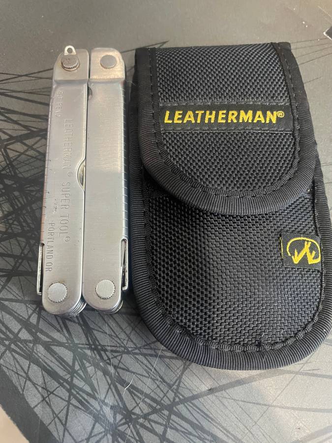 Leatherman Supertool (0896 Date Stamp)