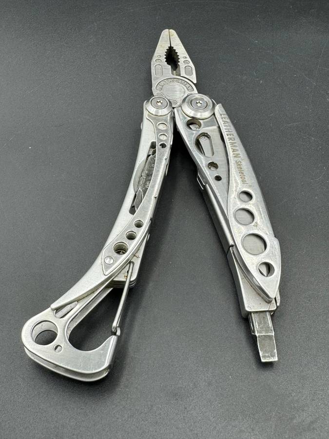 Leatherman Skeletool