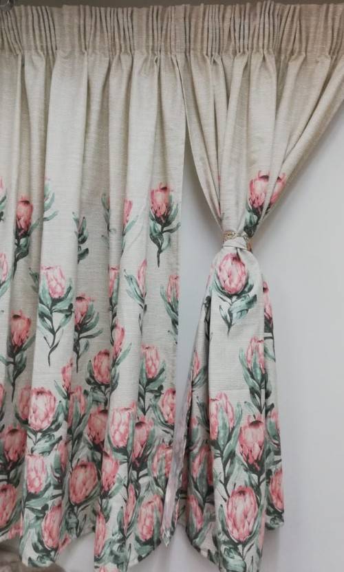 Protea Flower 220X120 Curtain