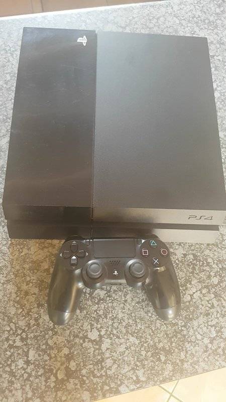 Playstation 4 (PS4) Launch Model 500GB
