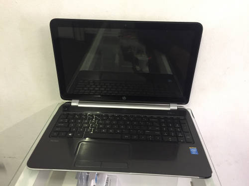 HP PAVILION **COREI5**8GRAM DDR3L**1000GB**with Few Cover Crack