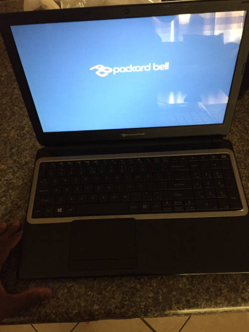 PARCARD BELL LAPTOP L**INTEL CELERON**4GRAM **500HDD***WIN 10