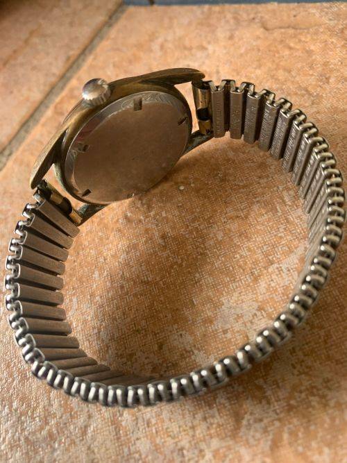 !!! 3X VINTAGE WRIST WATCHES !!!