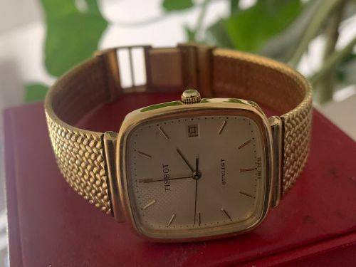 !!! BEAUTIFUL SQUARE DIAL TISSOT STYLIST VALUED AT R6150!!!