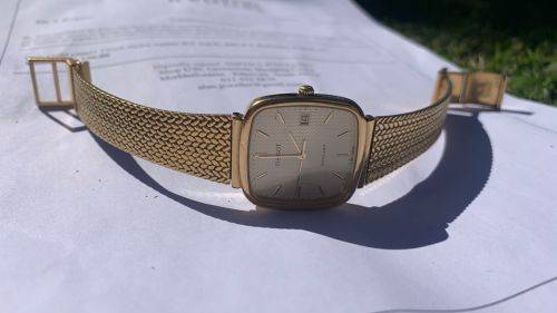 !!! BEAUTIFUL SQUARE DIAL TISSOT STYLIST VALUED AT R6150!!!