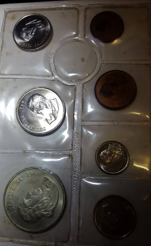 1968 RSA MINT PACK - UNC COINS - WITH SILVER R1,00 - RARE / HARD TO FIND