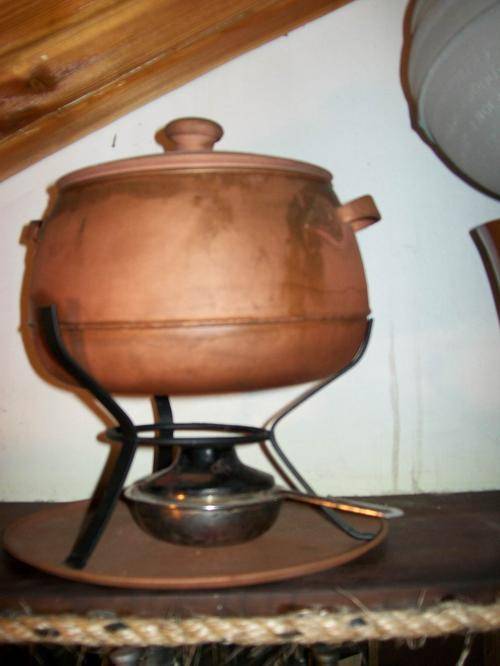 Old Copper Fondue Pot