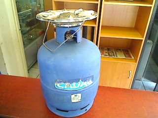 Cadac 9kg Gas Cylinder + Cadac Cooker (Bottle is Full of Gas) (COLLECTION ONLY !!!!!!)