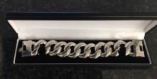 * HEAVY SILVER CLAD BRACLET* EVERY GIRLS DREAM