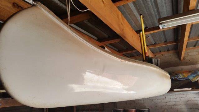 Canoe for the heavier fisherman (Incl aluminium oar and two life jackets) L=3800 W=800