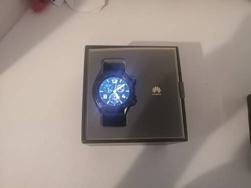 Huawei Watch GT (9.99/100) very clean watch