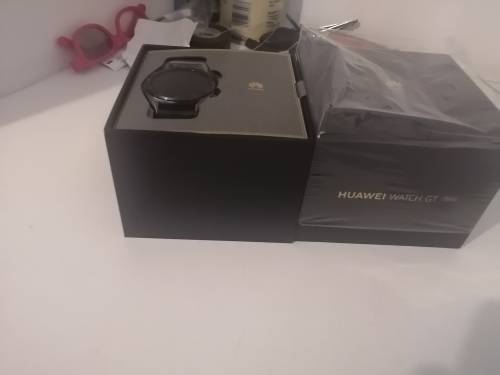 Huawei Watch GT (9.99/100) very clean watch