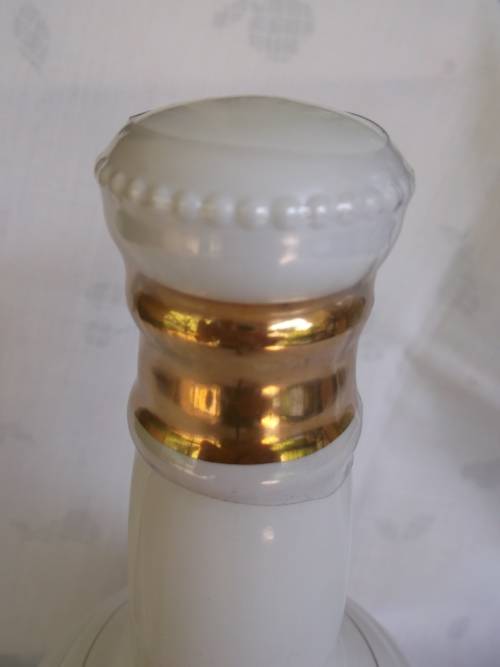 Bells Whisky 750ml  sealed Wade decanter with box commemorating Andrew and Fergie wedding, 1986.