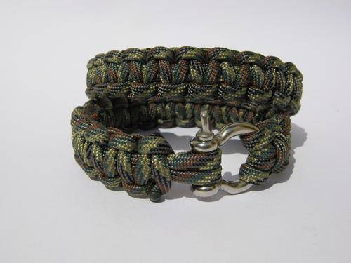 Paracord Survival Bracelet - Camo Pattern with Bow Shackle