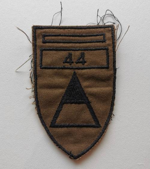 Original SADF 44 Para Brigade.  Alpha Company Shoulder Flash, Work Dress.  Nutria.  `44`
