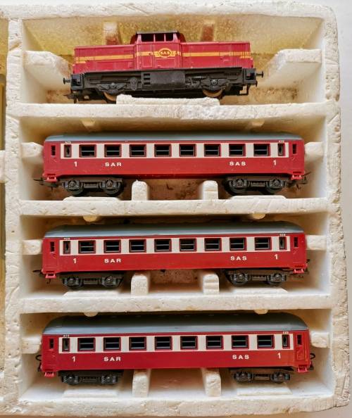 Rare Vintage Lima Train Set.  Made in Italy.  SA Railways SAR/SAS.