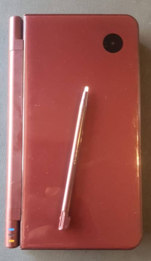 Nintendo DSi XL, Gaming Console With 10 Games